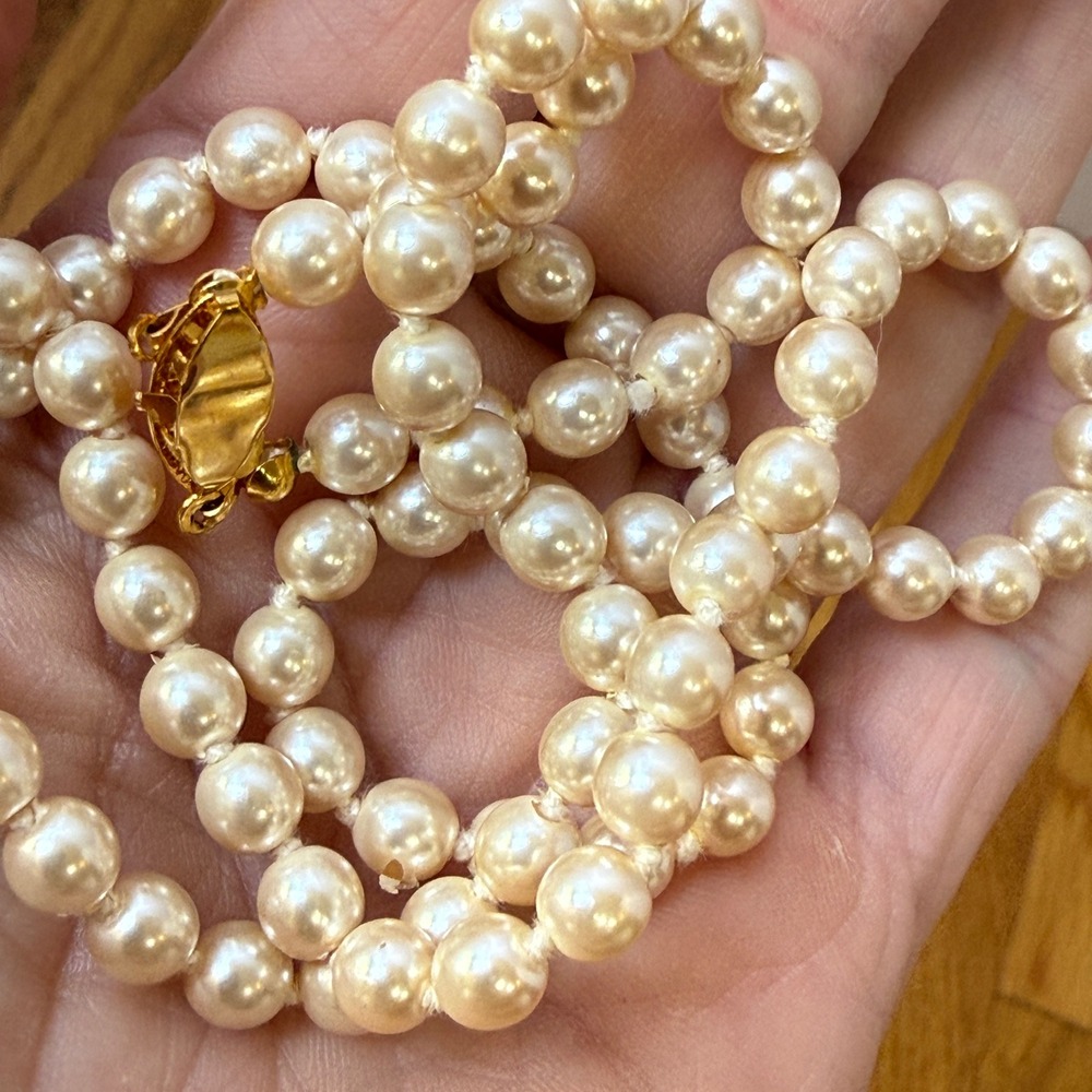 Vintage Faux Pearl Necklace Knotted Cream Glass Pearls Gold Tone Box Clasp 22"